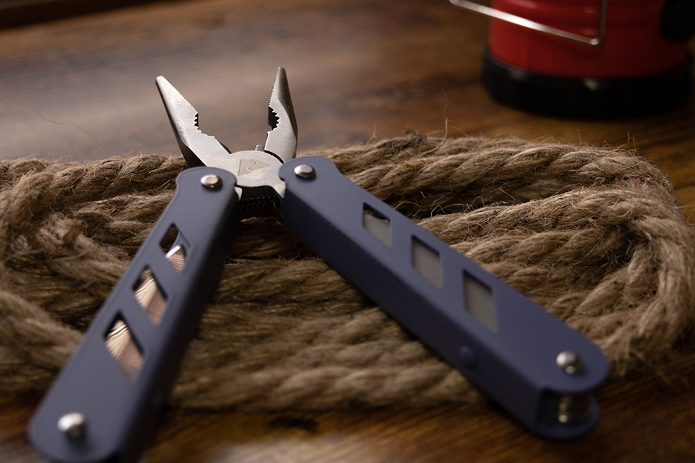 Ozark Trail Multitool Product Photo, rope, By Kyle Knitter