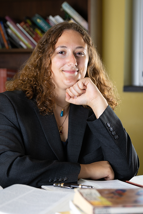 Lyndsey Kryst corporate portrait By Kyle Knitter